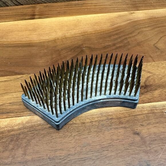 Two's Company Ikebana Pin Arranger Fan Shape Florist Frog Flower Arrangement - Picture 5 of 10